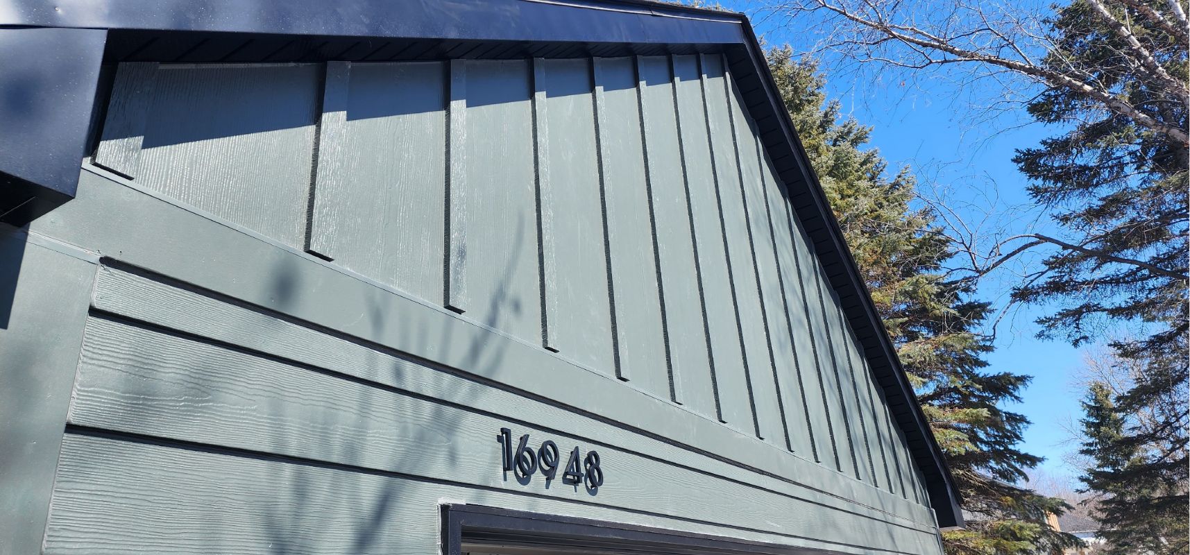 James Hardie siding detail showing modern texture by Wright at Home Roofing & Exteriors in Eden Prairie, MN