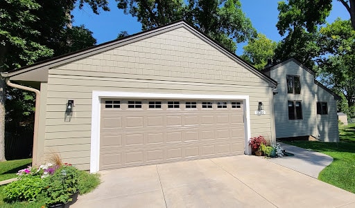 New residential roof and siding renovation by Wright at Home Roofing & Exteriors in Brooklyn Park